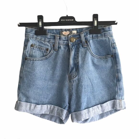 𝅺BOOHOO High Waisted Denim Shorts Cuff Blue 2 - Picture 1 of 4
